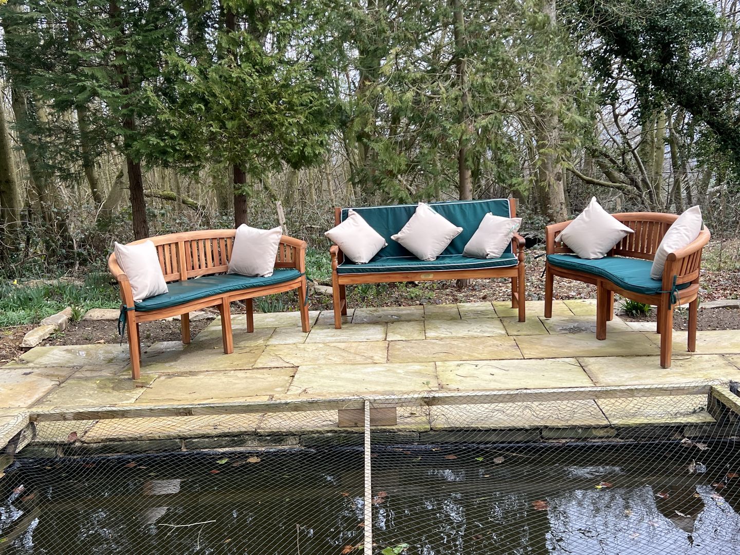 Customer photo review of 3 Seater Garden Bench Pad