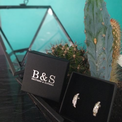Customer photo review of Majesty Earrings
