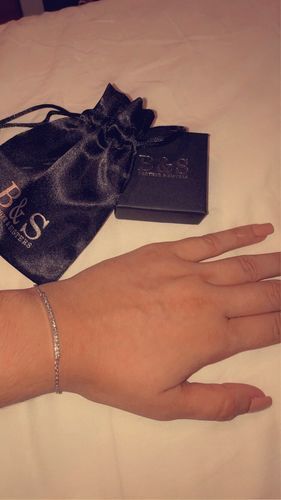Customer photo review of Crystal Bar Bracelet