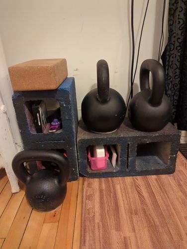 Customer photo review of 20kg / 44lbs E-coated Cast Iron Kettlebell