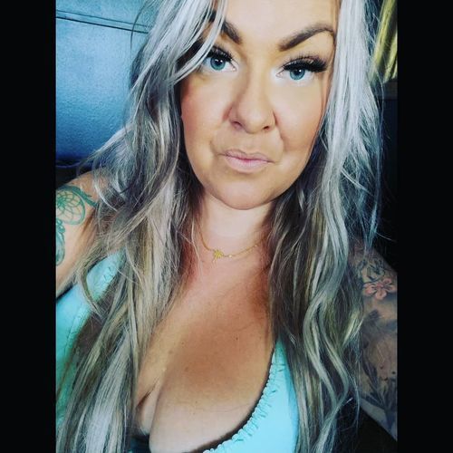 Customer photo review of Little Palm Necklace