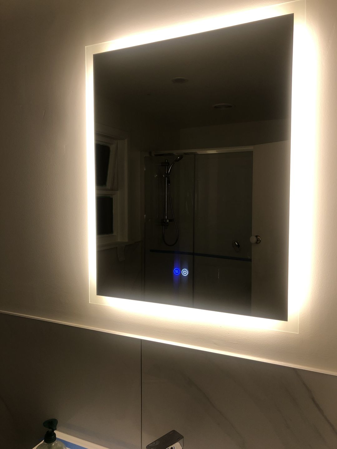 Customer photo review of Rectangle LED Mirror with a Demister, Three Brightness Levels, And A Convenient Dimmer