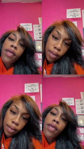 Customer photo review of Raw Tape-In Hair Extensions (1 Pack/100G)