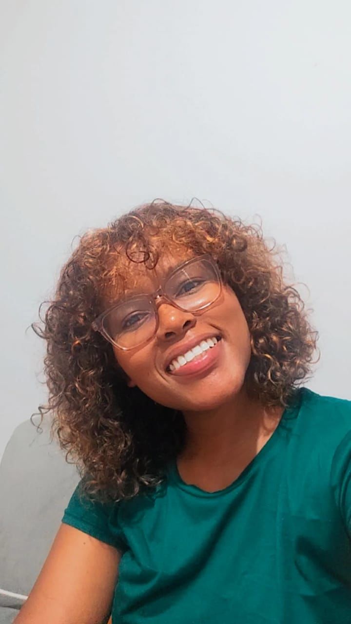Customer photo review of Colour : Highlighted Curly Fringe