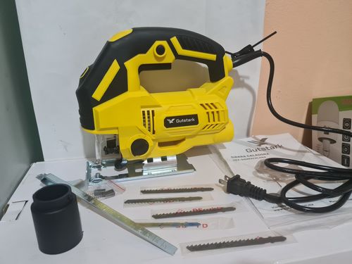 Customer photo review of Sierra Caladora 710 W 6 Velocidades Luz Led Kit Seguetas