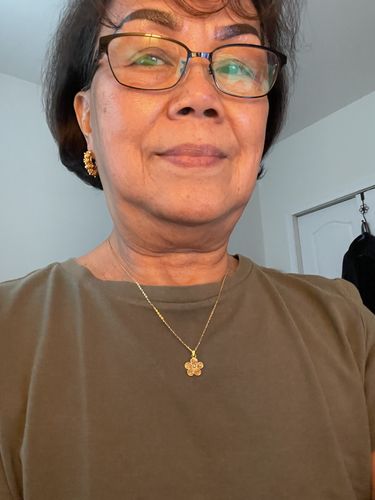 Customer photo review of Sampaguita Minimalist Pendant Necklace