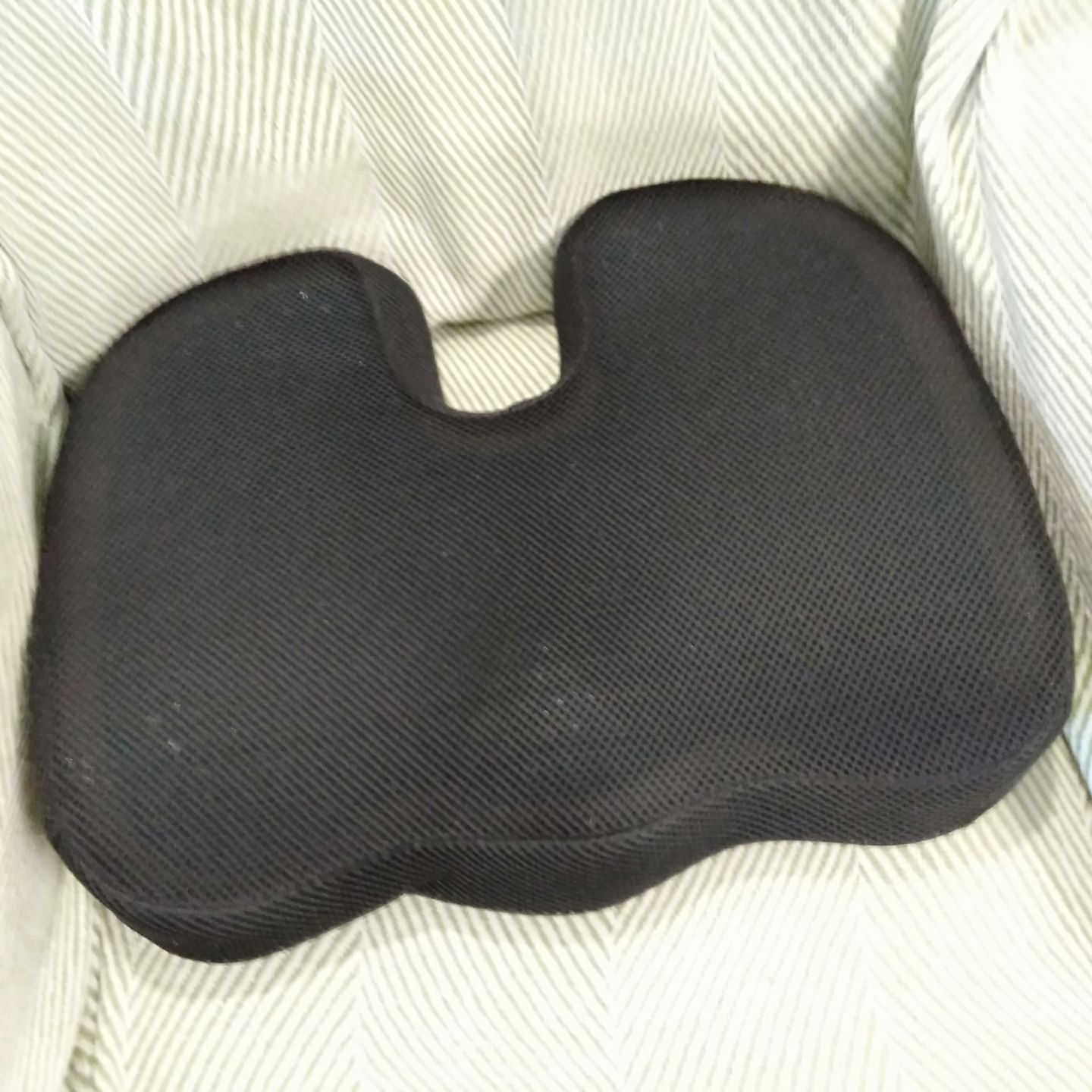 Customer photo review of Memory Foam Seat Cushion