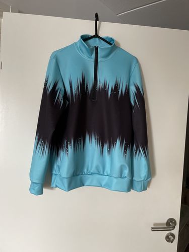 Customer photo review of Gradientowa bluza z golfem zapinana na zamek