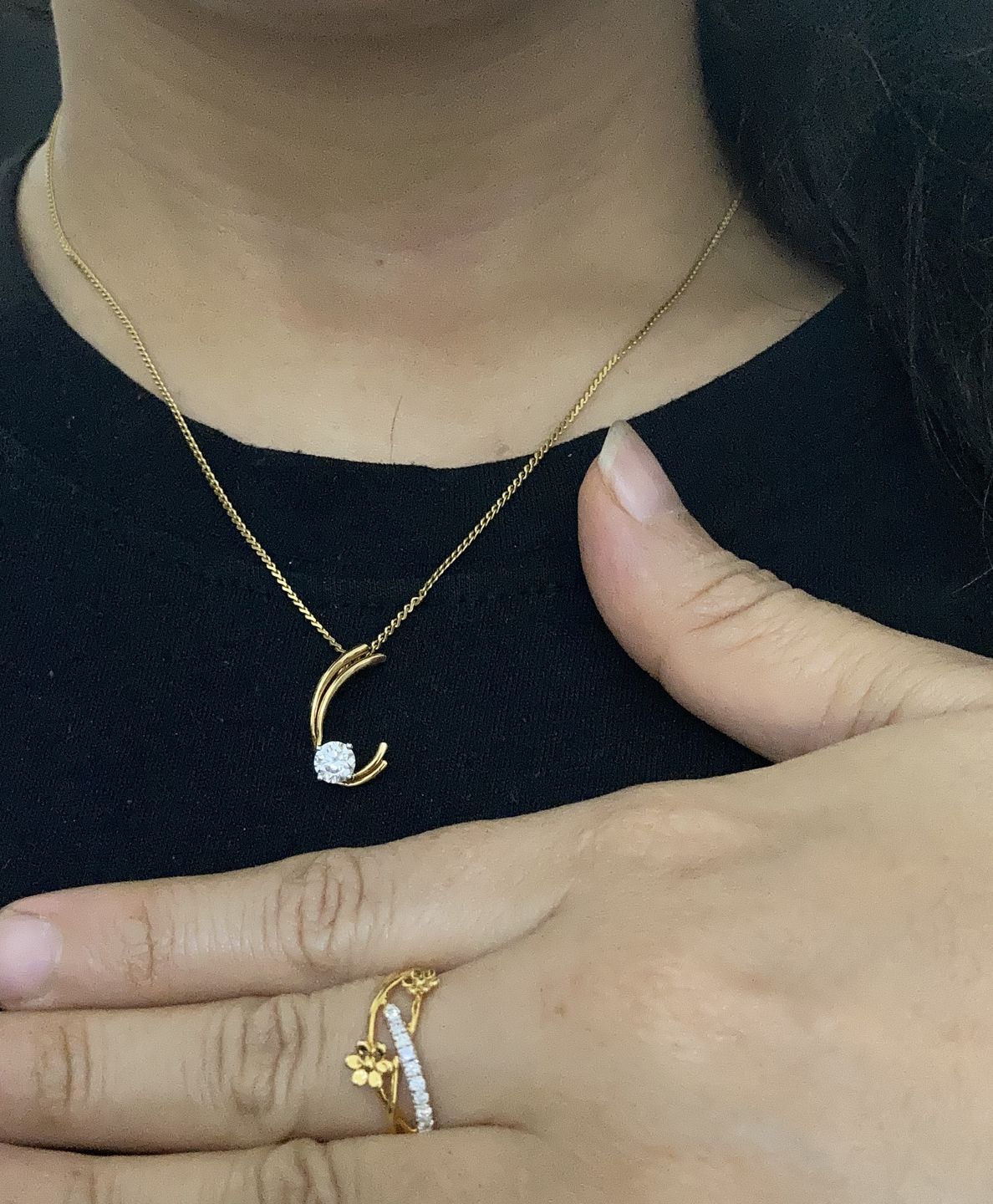 Customer photo review of Floral Lab Diamond Ring