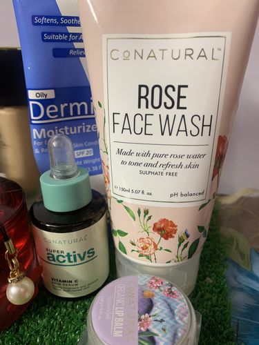 Customer photo review of Rose Face Wash