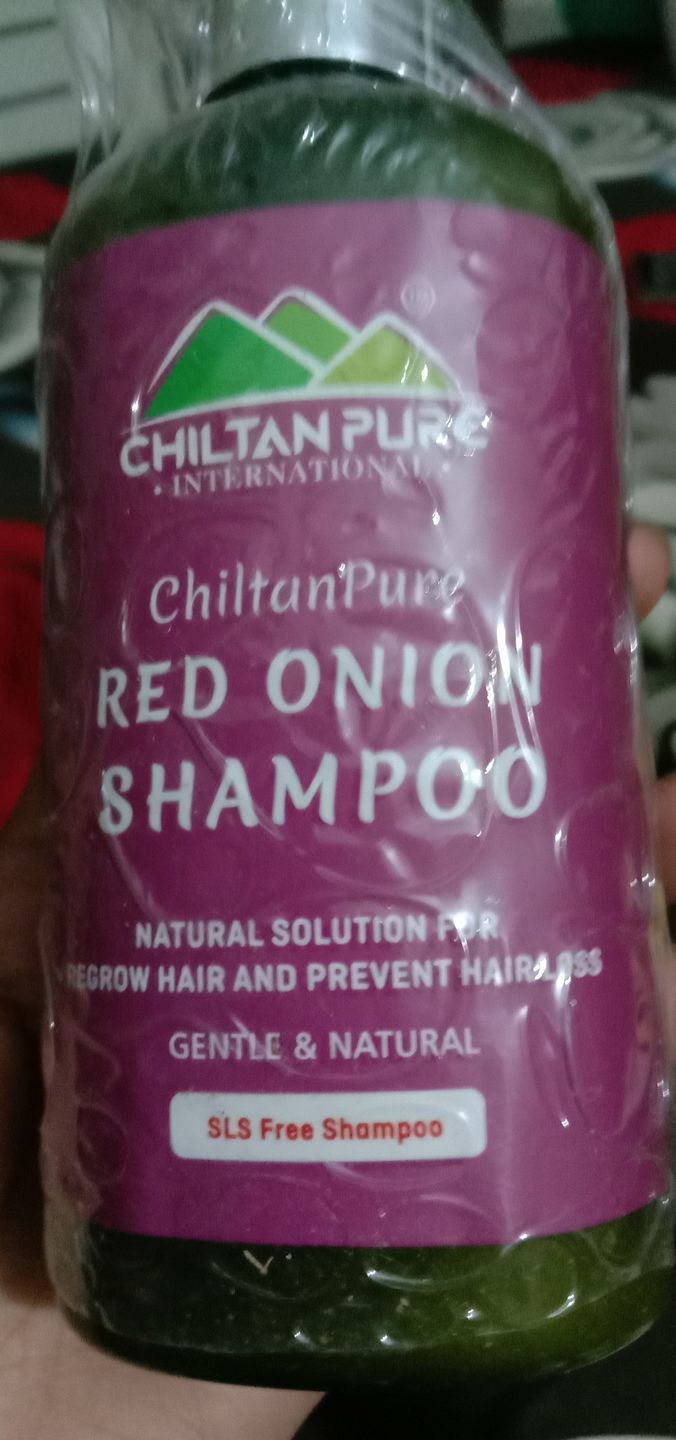 Customer photo review of Red Onion Shampoo 🧅 Natural Solution for Regrow Hair & Prevent Hair Loss 100% Results