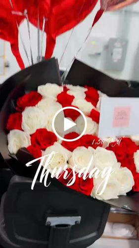 Customer video review of Red Rose Bouquet