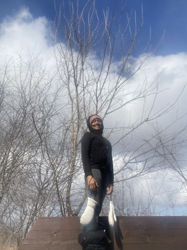Customer photo review of Women's Hero Jogger Pant.