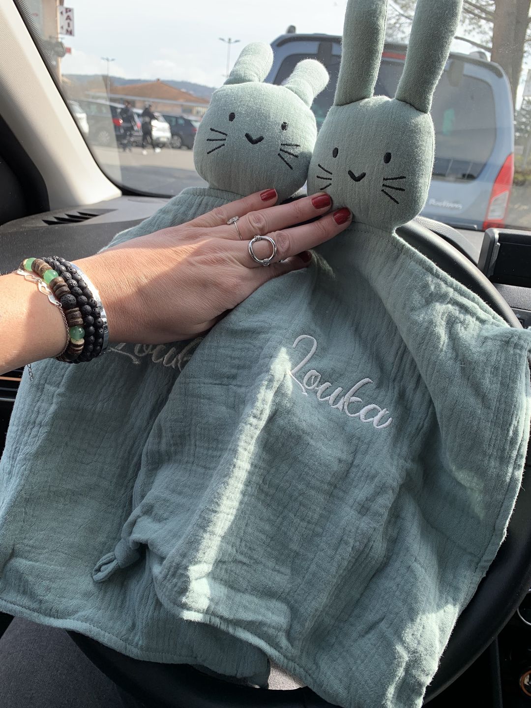Customer photo review of Doudou Bébé - Lapin "Marceau"