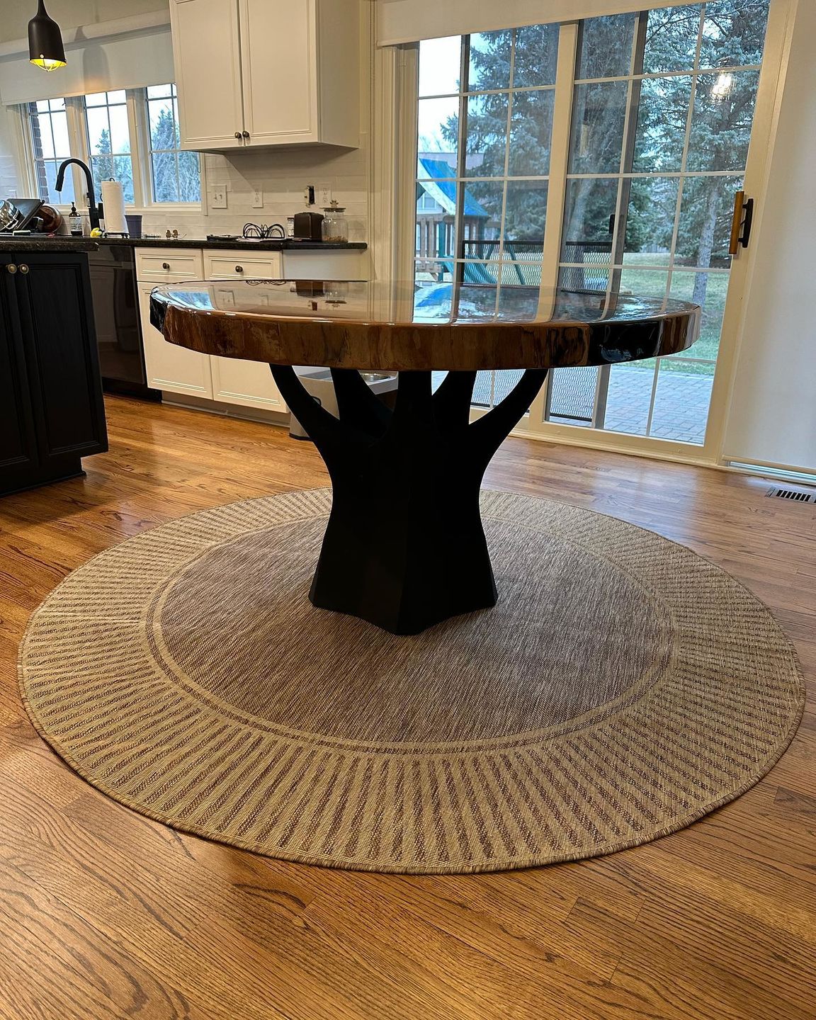 Customer photo review of Metal Table Base - 317 Namu - 21, 20, 28H inch - Flowyline