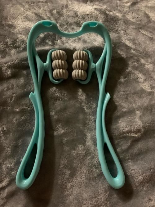 Customer photo review of Saludea Neck Massager