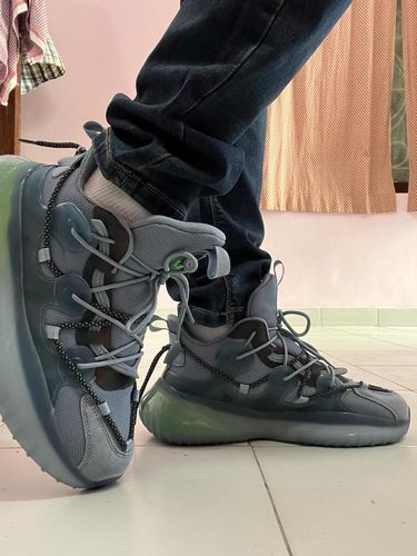 Customer photo review of Shark ZX Sky Sneaker