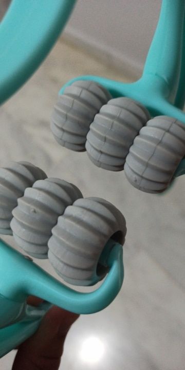 Customer photo review of Saludea Neck Massager
