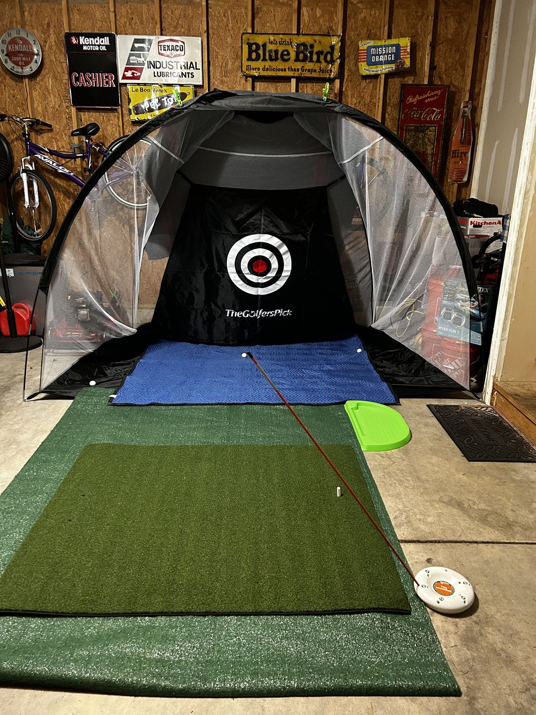 Customer photo review of FairwayHero Golf Hitting Mat