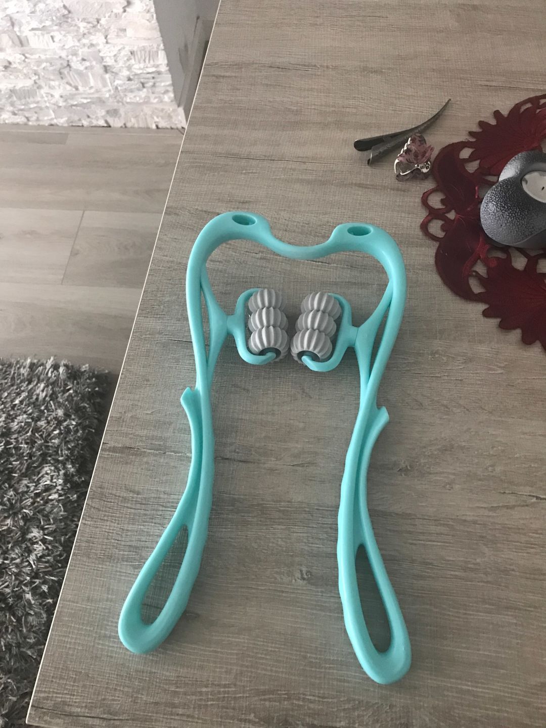 Customer photo review of Saludea Neck Massager