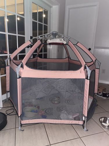 Customer photo review of Pop N' Go™ Playpen