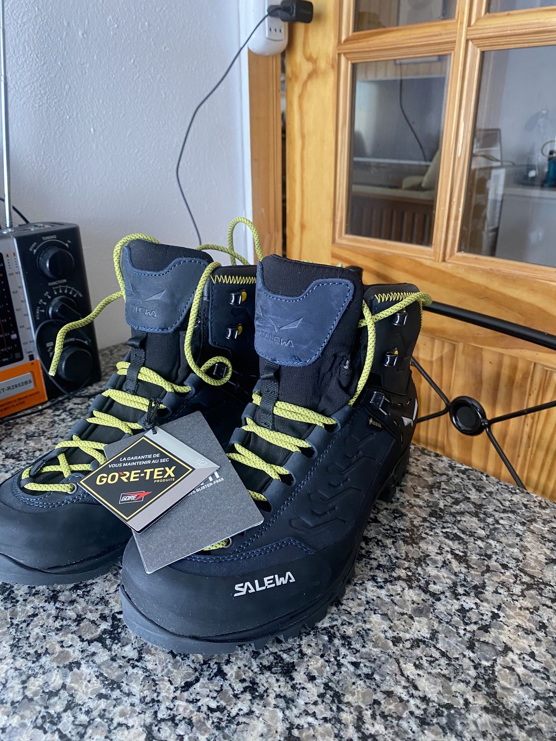 Customer photo review of Zapato Hombre Rapace GTX
