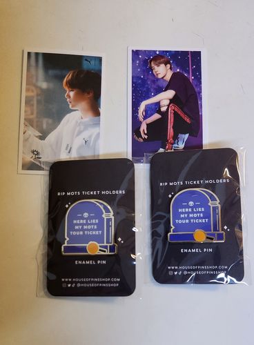 Customer photo review of MOTS Tour Tombstone Pin