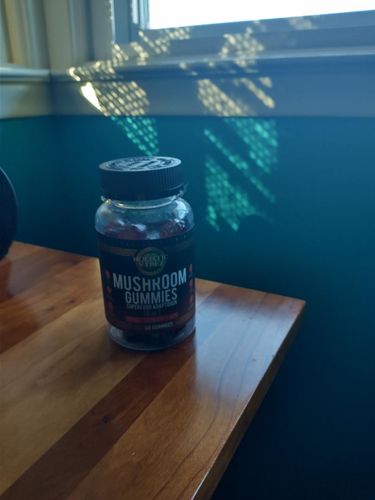 Customer photo review of MUSHROOM GUMMIES 10 IN 1 SUPERFOOD ADAPTOGEN