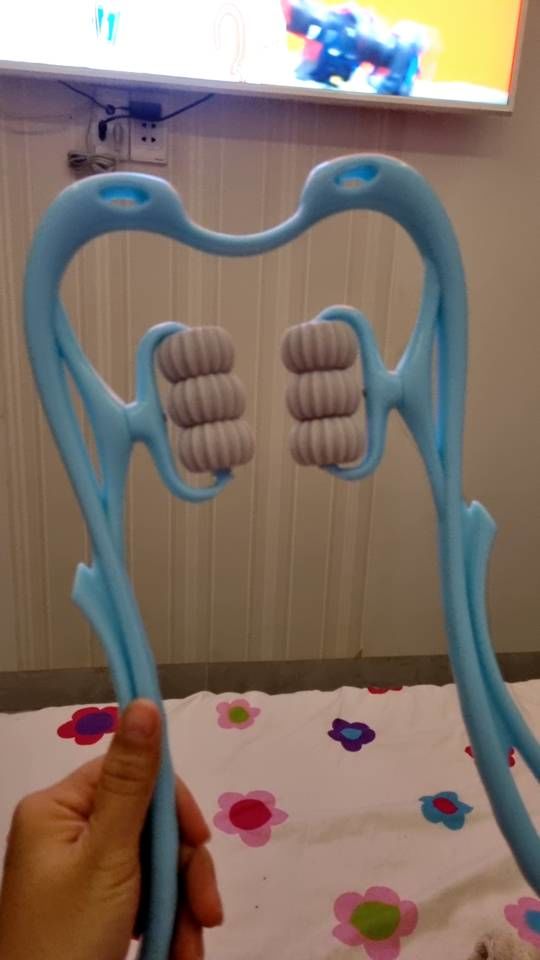 Customer photo review of Saludea Neck Massager