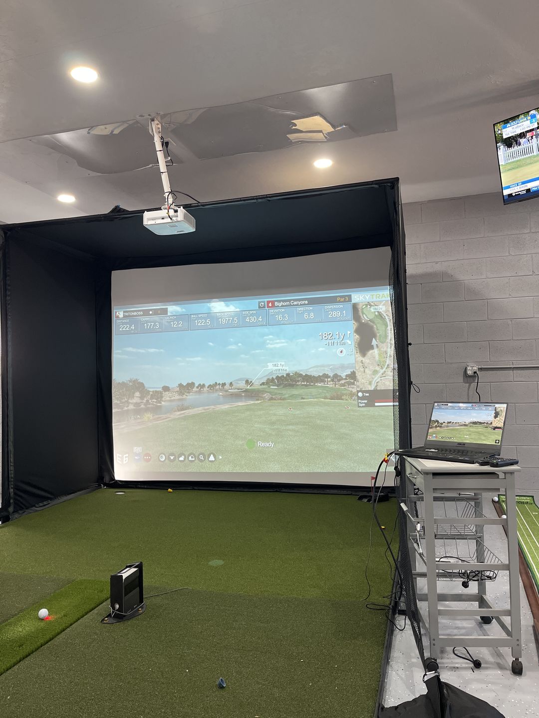 Customer photo review of SkyTrak PerfectBay™ Golf Simulator Package