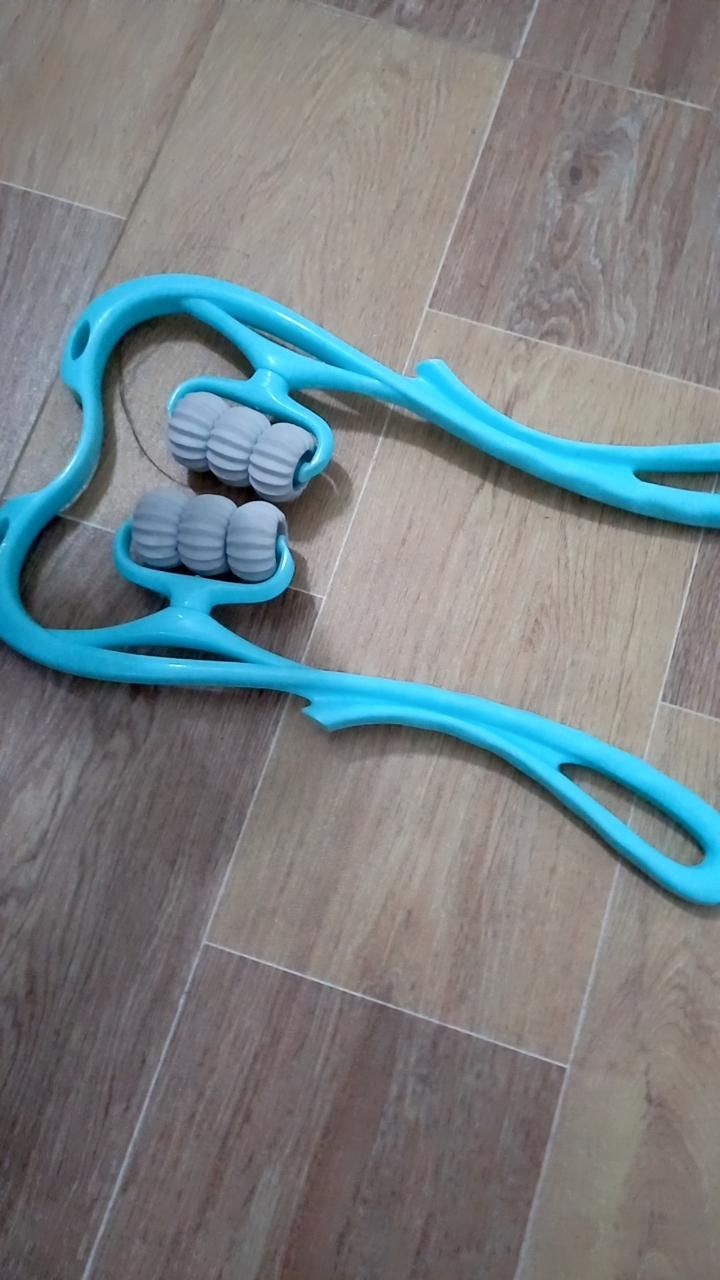 Customer photo review of Saludea Neck Massager