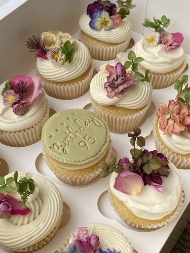 Customer photo review of STOCK - Freeze Dried Edible Flowers