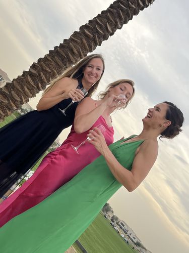 Customer photo review of Juliette Hogan | Di Dress - Kelly Green