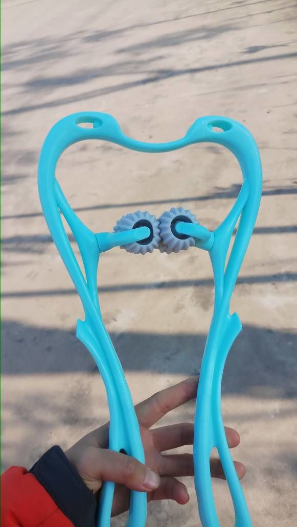 Customer photo review of Saludea Neck Massager