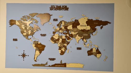 Customer photo review of 3D Wooden Multilayered World Map with States and Capitals v2
