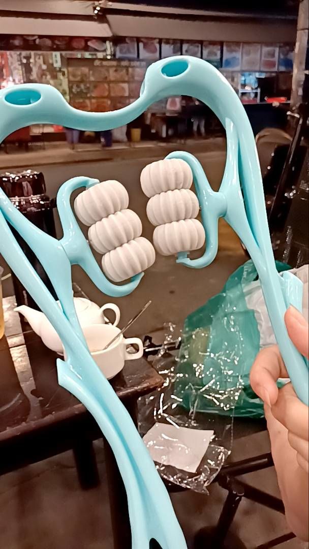 Customer photo review of Saludea Neck Massager