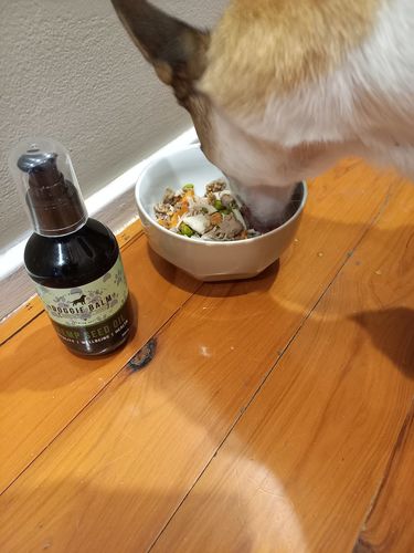 Customer photo review of Hemp Seed Oil for Dogs (200ml)