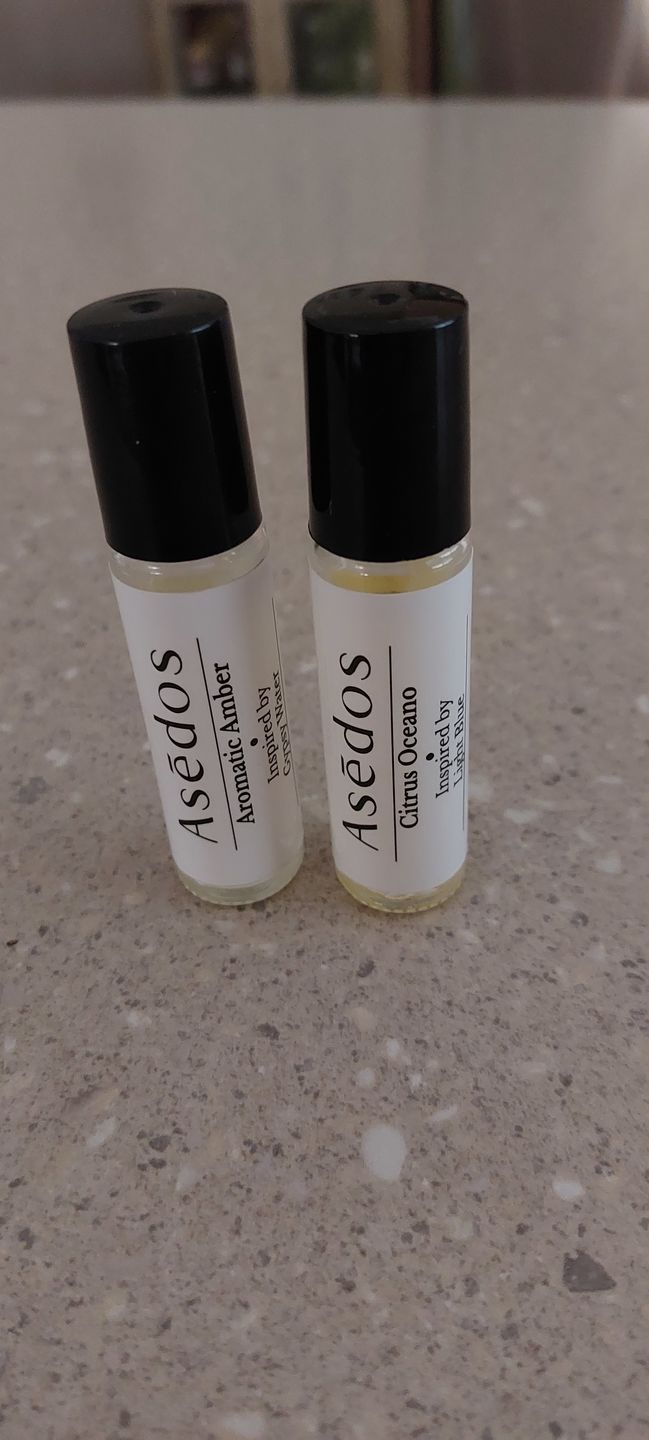 Customer photo review of AROMATIC AMBER PERFUME OIL