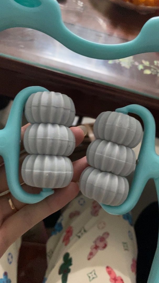 Customer photo review of Saludea Neck Massager