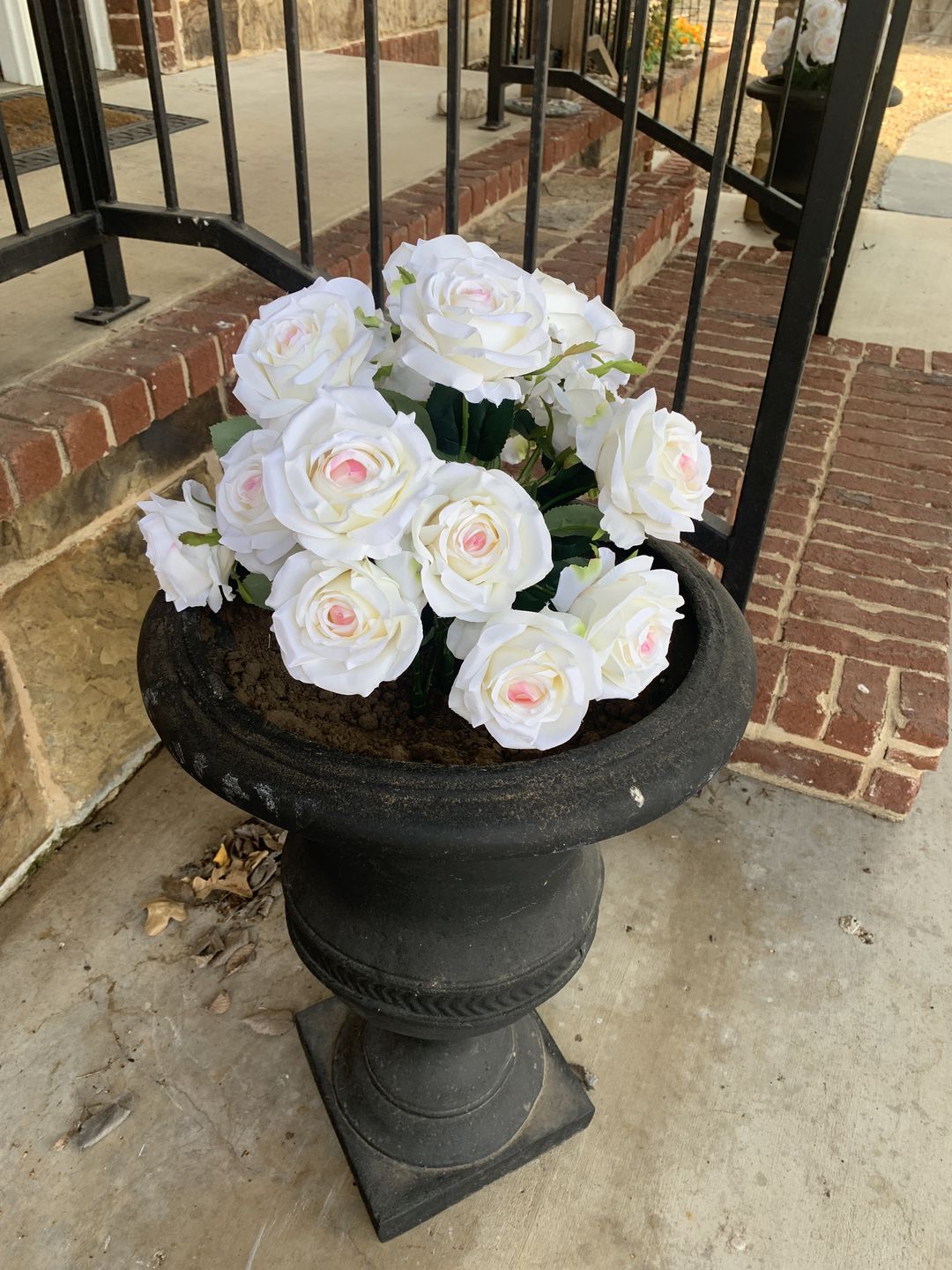 Customer photo review of Bulk 17" Roses Blossom Bush 10 Heads Silk Flowers Wholesale