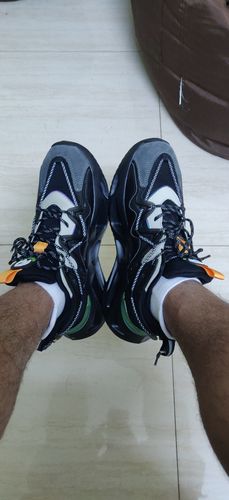 Customer photo review of Moscow Carbon Black Sneaker