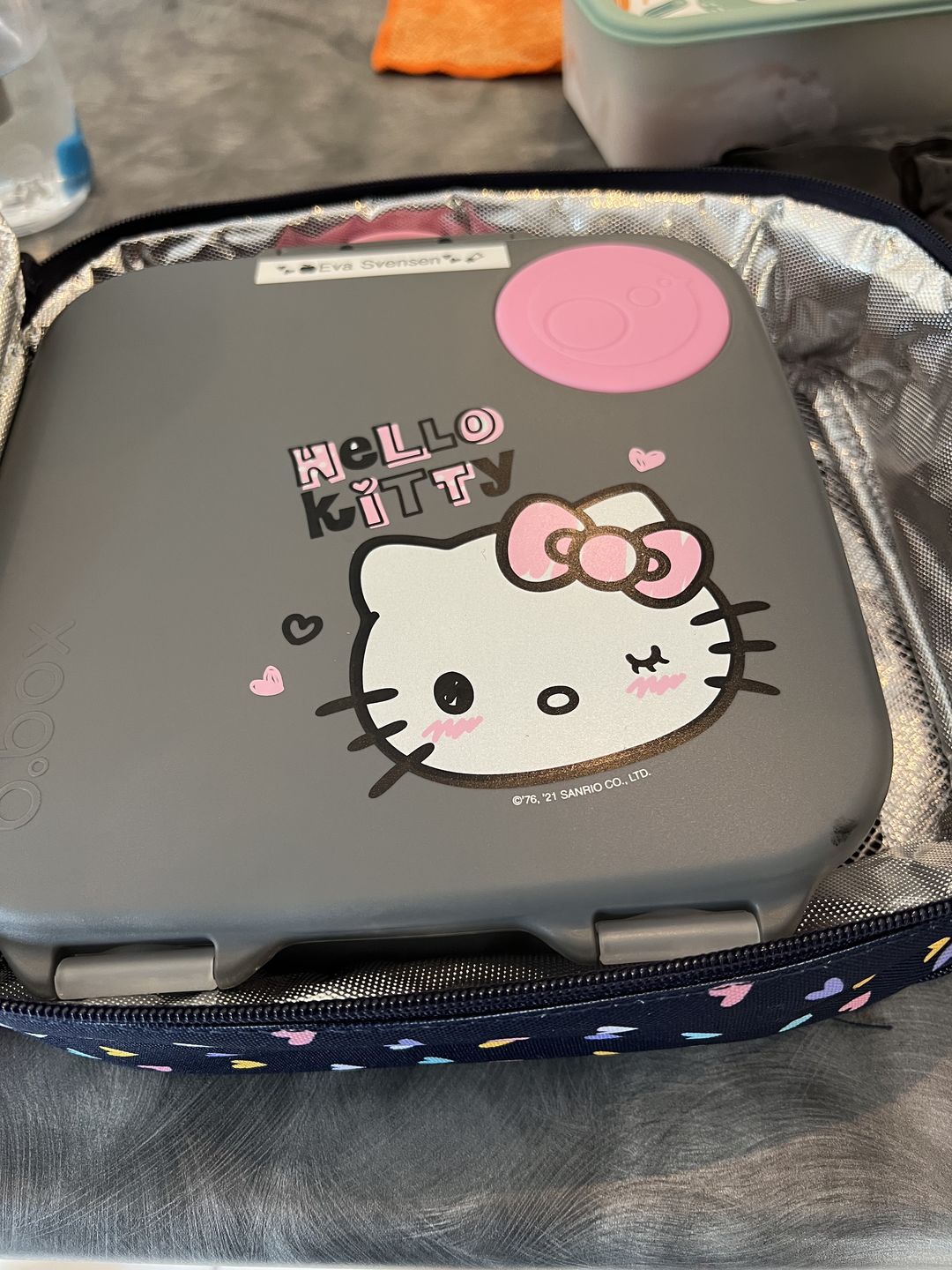 Customer photo review of b.box Hello Kitty - Grey Lunchbox