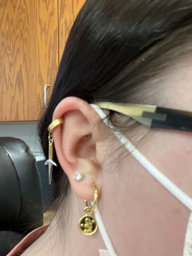 Customer photo review of Naruto™ Minato's Kunai Earring