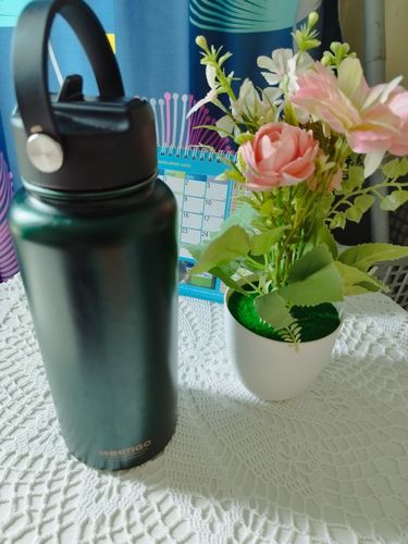 Customer photo review of 32oz Metallic Ace Bottle 950ml