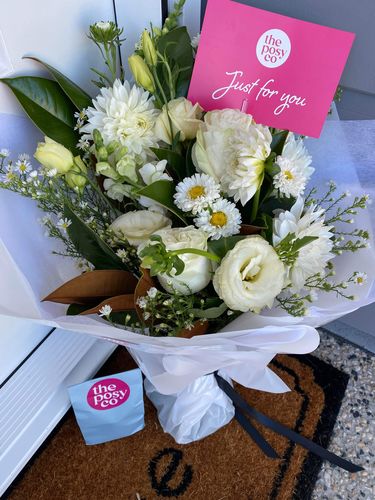 Customer photo review of Classic Posy