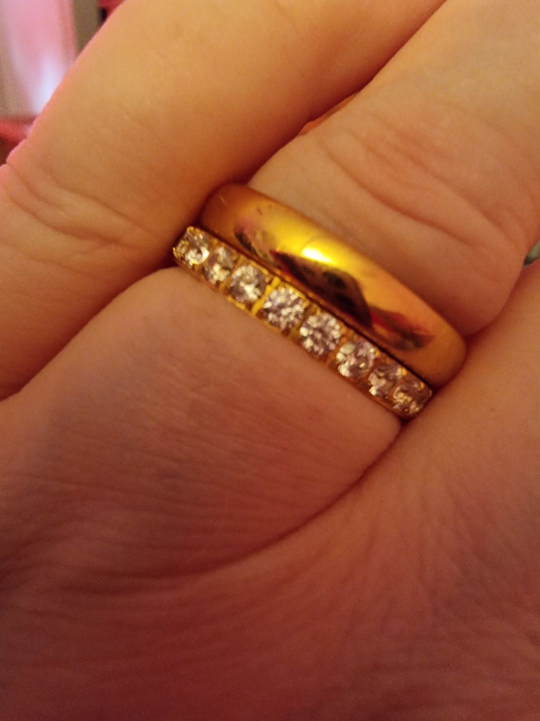 Customer photo review of Gold 3mm Full Glitz Ring