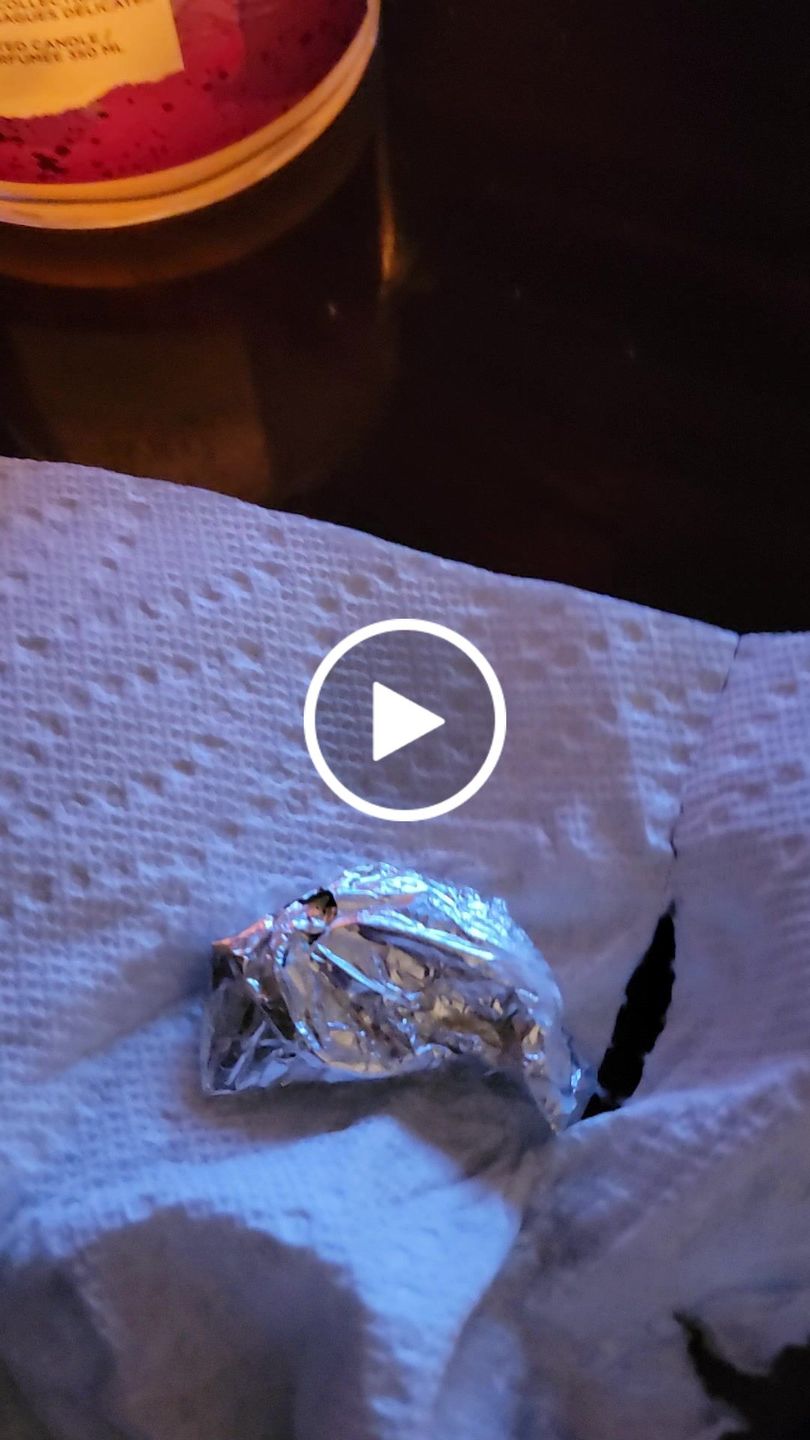 Customer video review of Surprise Jewelry Candle