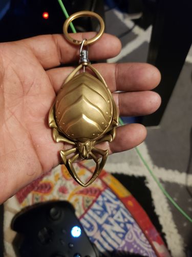 Customer photo review of Spider Retractable Keychain