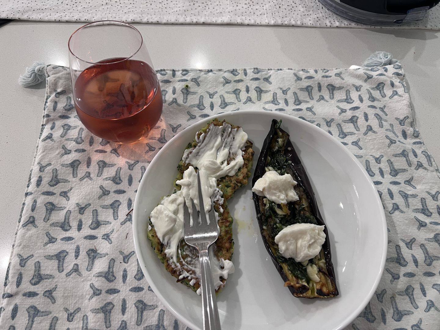 Customer photo review of Non-Alcoholic Sparkling Rosé Can 4-Pack