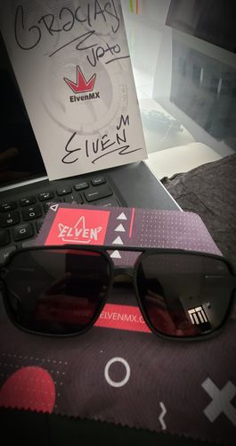 Customer photo review of Boss Black